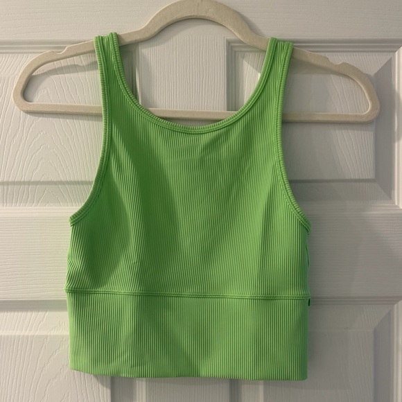 Lululemon Power Pivot Ribbed Tank Top - Size 4 - Color Scream Green Light - Picture 1 of 3